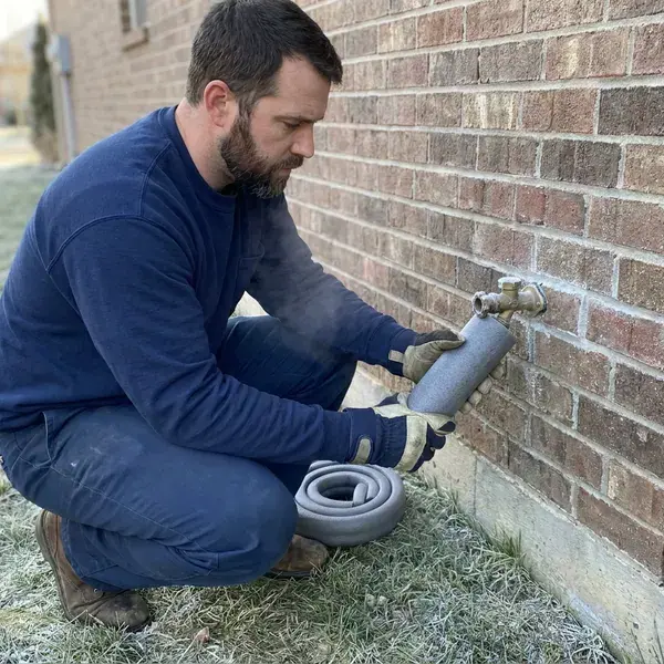 Des Moines, IA plumbers for frozen pipes specialists