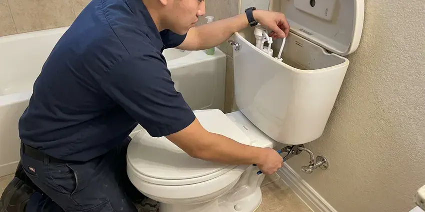 Toilet Repair in Des Moines